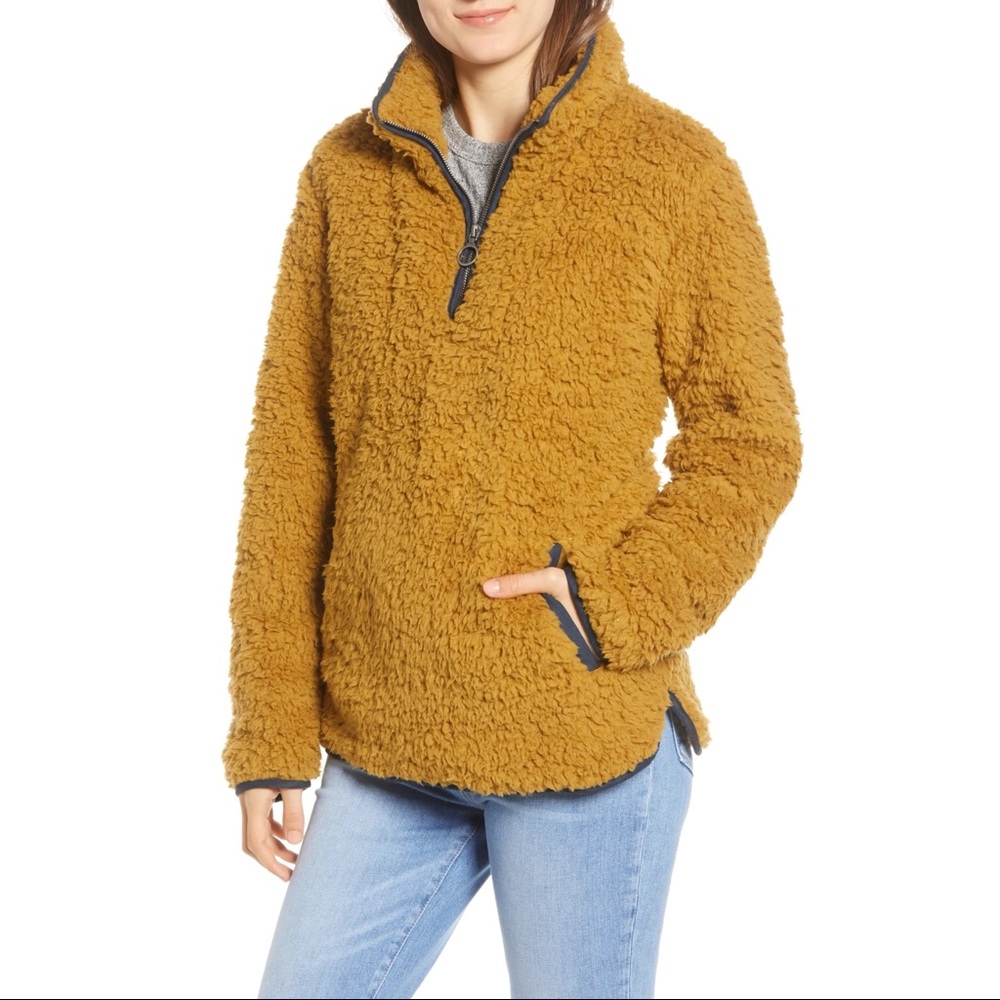 Thread & Supply Wubby Sherpa Pull Over